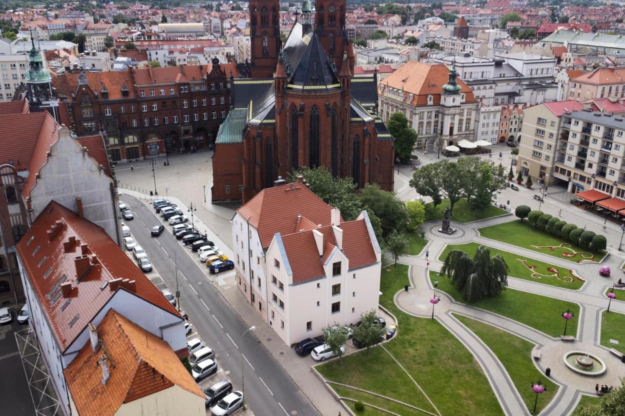 Katedralna Apart'S Legnica Kültér fotó