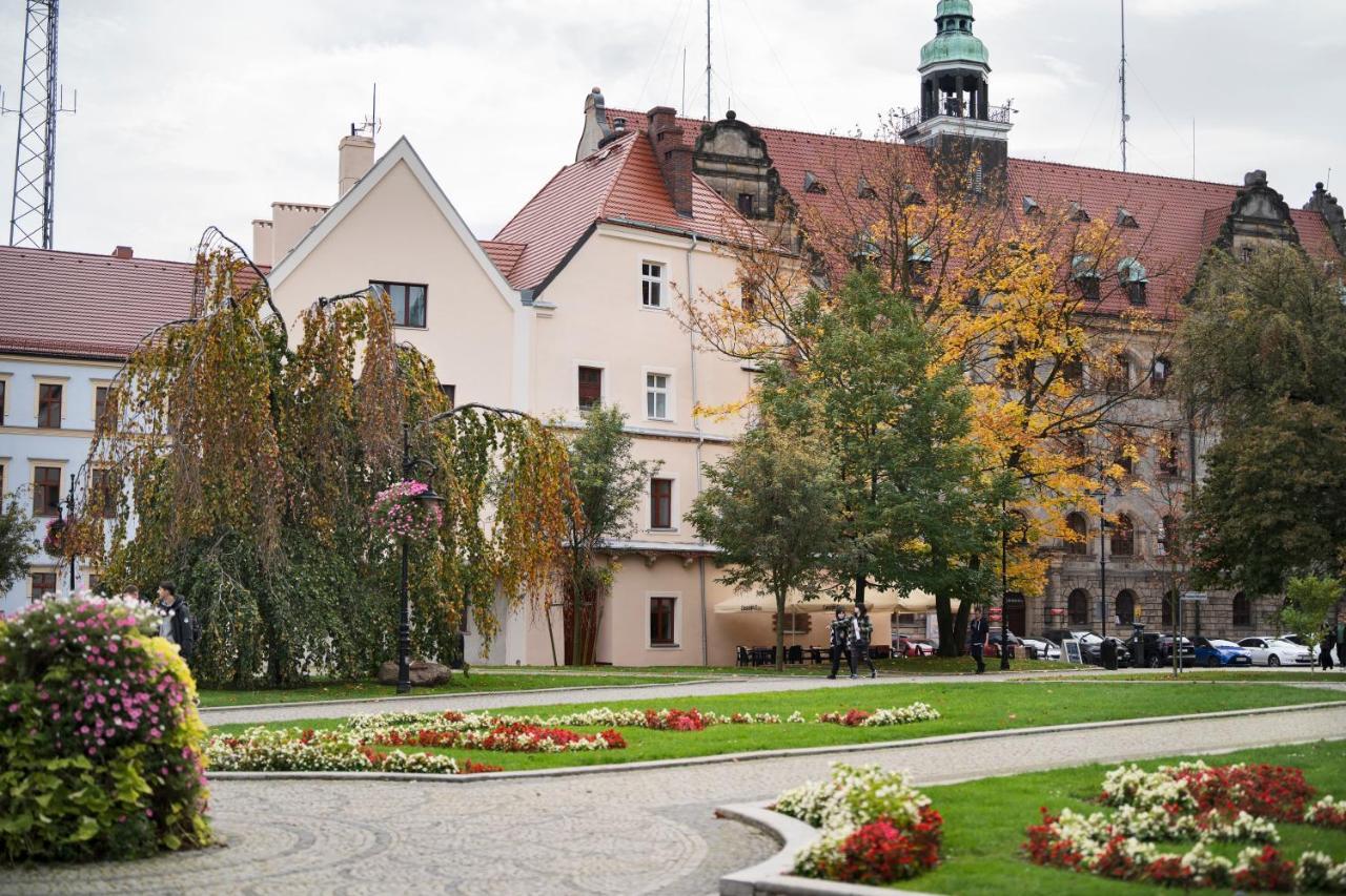 Katedralna Apart'S Legnica Kültér fotó
